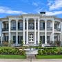 Sandlewood Manor