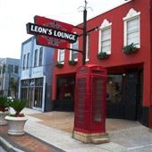 Leon's Lounge