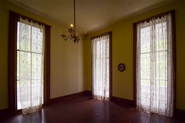 The Heritage Society at Sam Houston Park (4/6/2021 - Credits: Houston Film Commission)