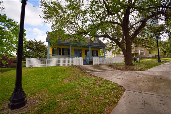 The Heritage Society at Sam Houston Park (4/6/2021 - Credits: Houston Film Commission)